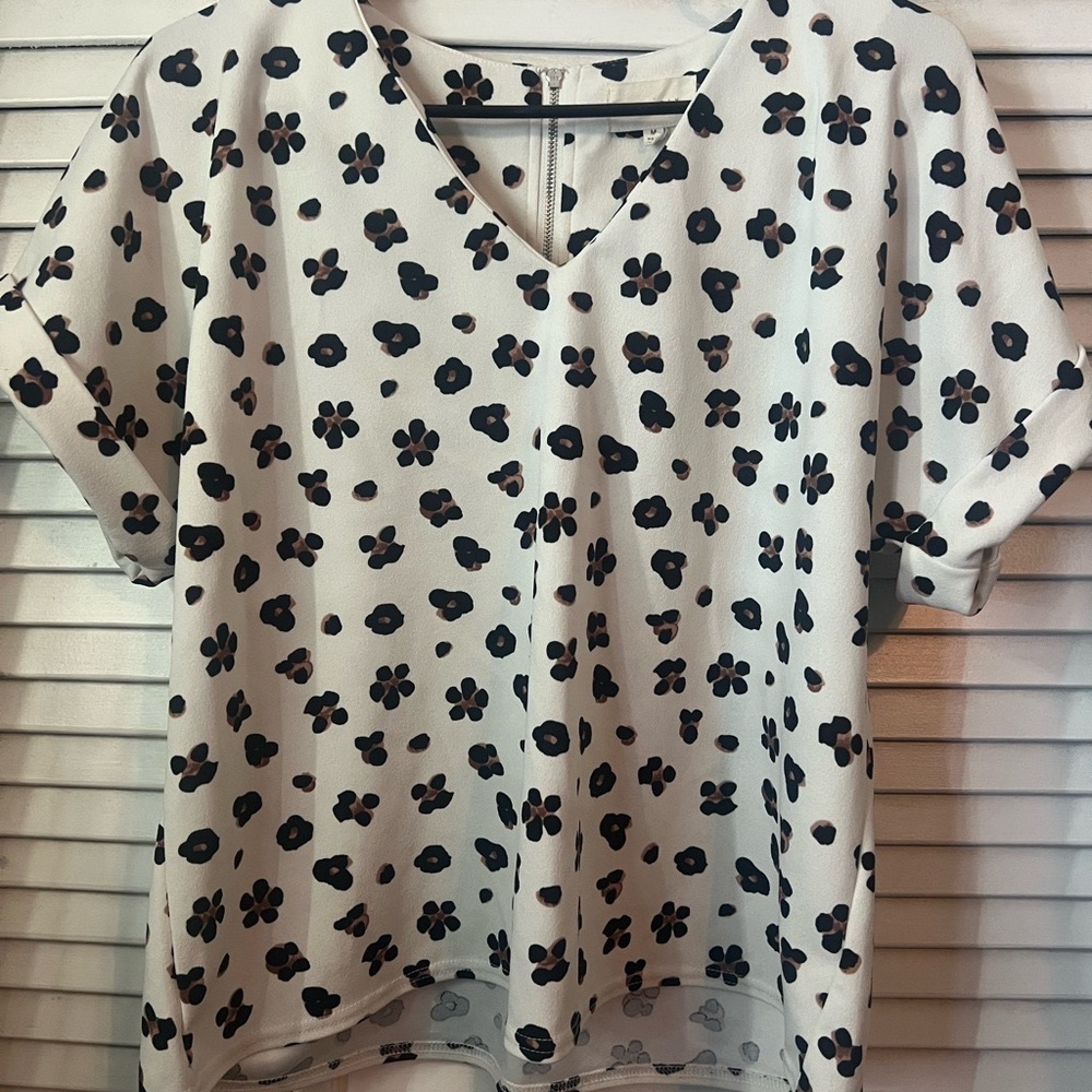🎃MELLODAY V-Neck Blouse
